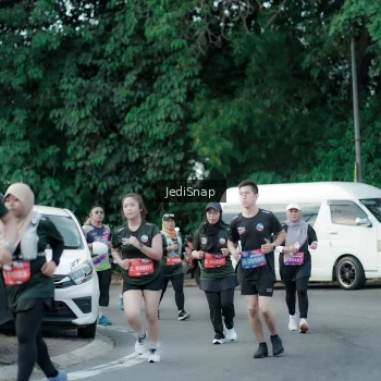 Runner Photo 3904118