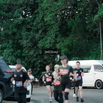 Runner Photo 3904124