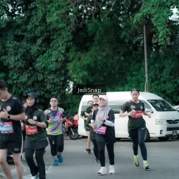 Runner Photo 3904153