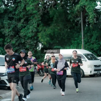 Runner Photo 3904157
