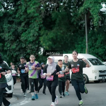 Runner Photo 3904158