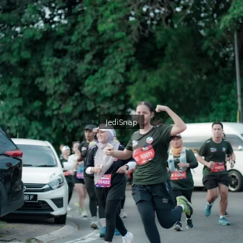 Runner Photo 3904170