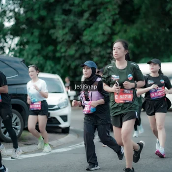 Runner Photo 3904211