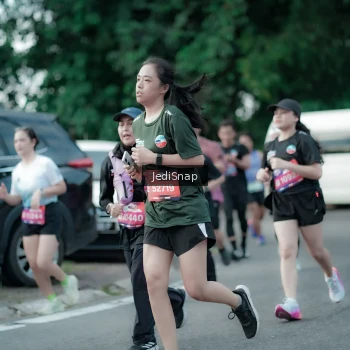 Runner Photo 3904223