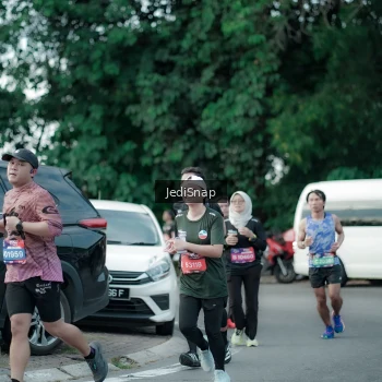 Runner Photo 3904231