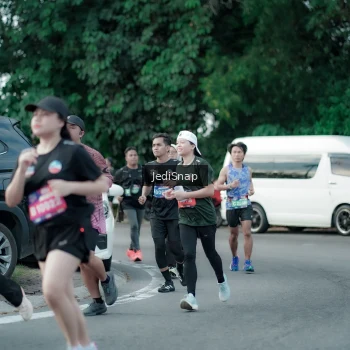 Runner Photo 3904236