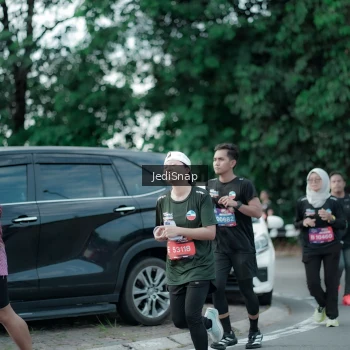 Runner Photo 3904250