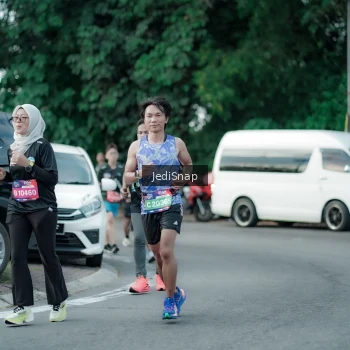 Runner Photo 3904282