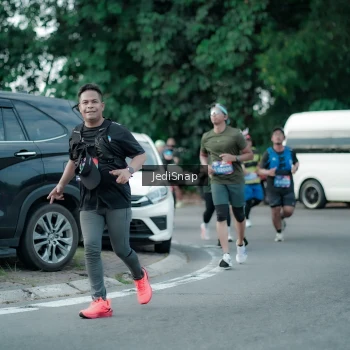 Runner Photo 3904302
