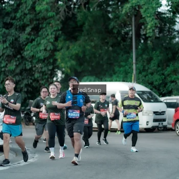 Runner Photo 3904358