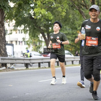 Runner Photo 3904382