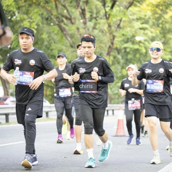 Runner Photo 3904405