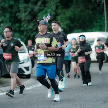 Runner Photo 3904416