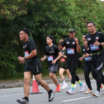Runner Photo 3904419