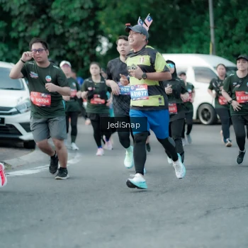 Runner Photo 3904423