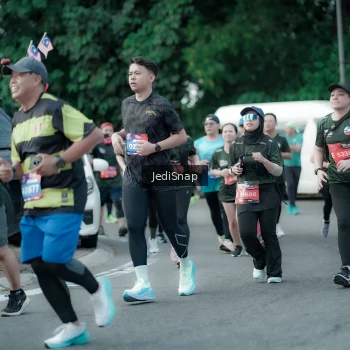 Runner Photo 3904425