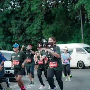 Runner Photo 3904472
