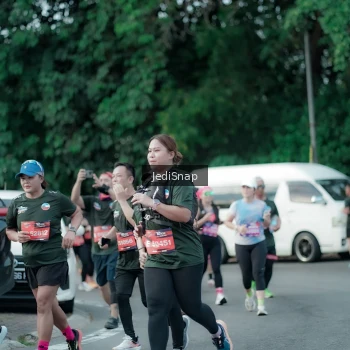 Runner Photo 3904494