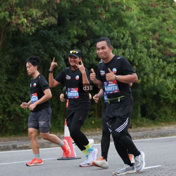 Runner Photo 3904517