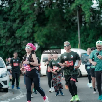 Runner Photo 3904533