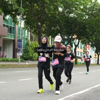 Runner Photo 3904585