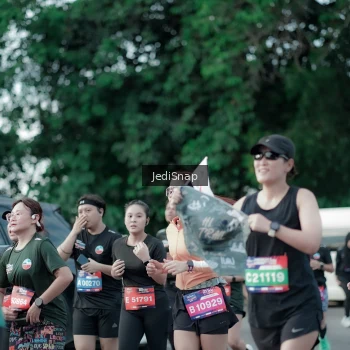 Runner Photo 3904597