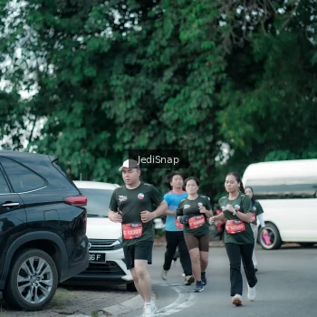 Runner Photo 3904652