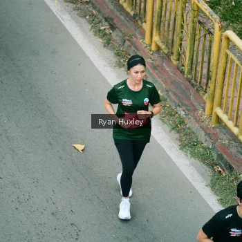 Runner Photo 3904786