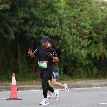 Runner Photo 3904810