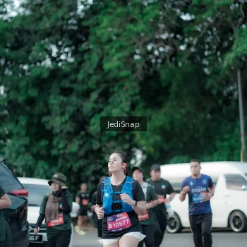 Runner Photo 3904905
