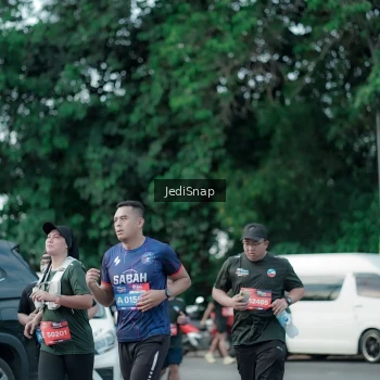 Runner Photo 3904929