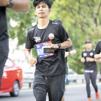 Runner Photo 3904973