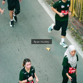 Runner Photo 3905002