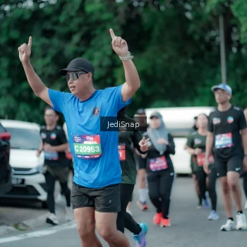 Runner Photo 3905110