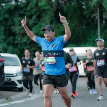 Runner Photo 3905113