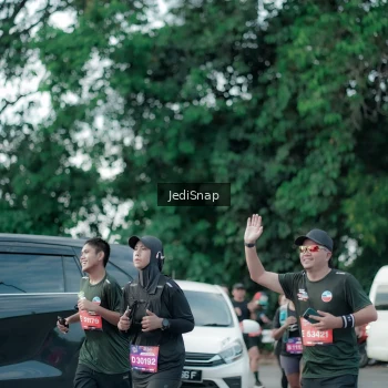 Runner Photo 3905120