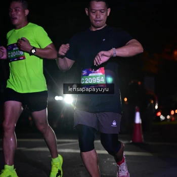 Runner Photo 3905175