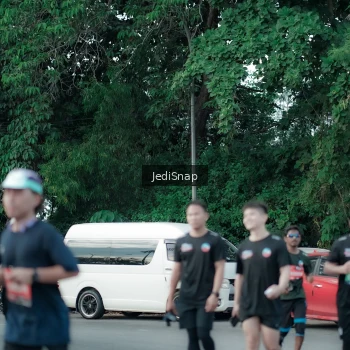 Runner Photo 3905183