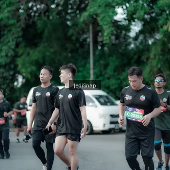 Runner Photo 3905191