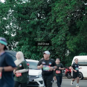 Runner Photo 3905199