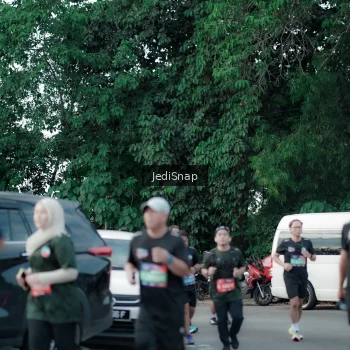 Runner Photo 3905214