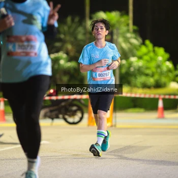 Runner Photo 3905224