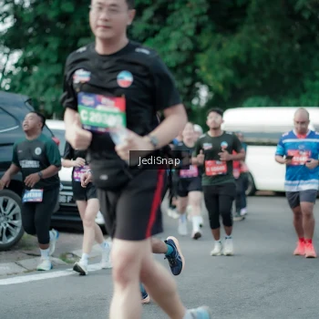 Runner Photo 3905238