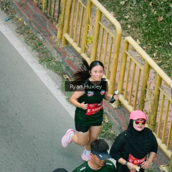 Runner Photo 3905240