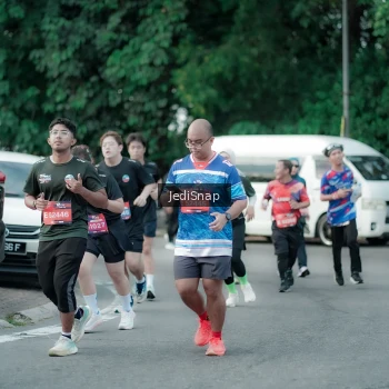 Runner Photo 3905256