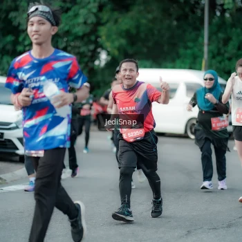 Runner Photo 3905308