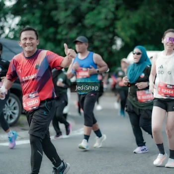 Runner Photo 3905313