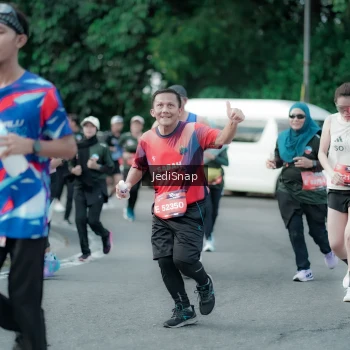 Runner Photo 3905324