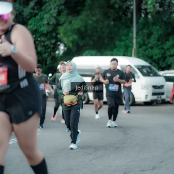 Runner Photo 3905343