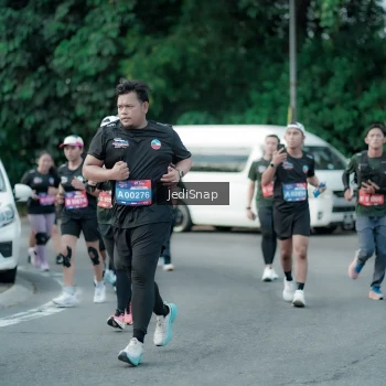 Runner Photo 3905352